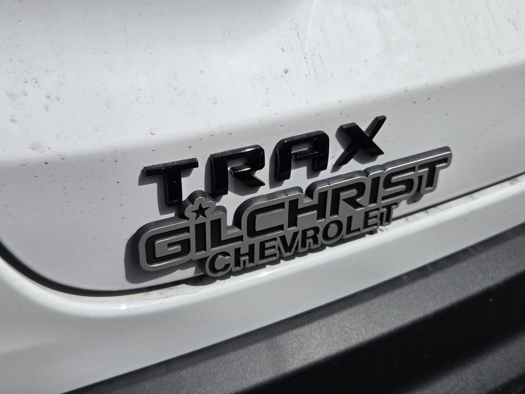 New 2026 Chevrolet Trax RS w/ Sunroof Package FWD image 12