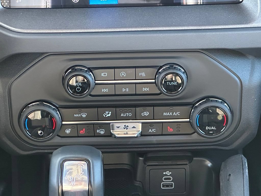 New 2026 Ford Bronco Raptor AWD/4WD image 18
