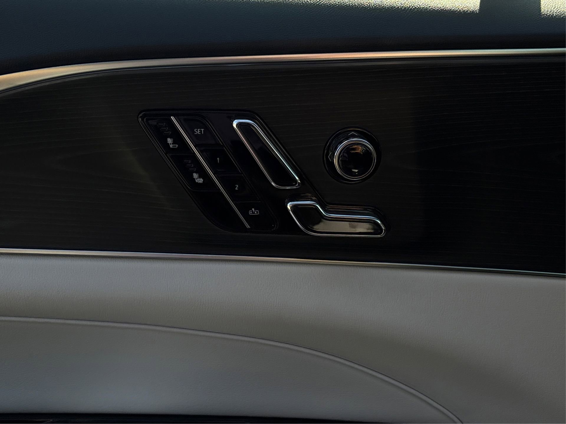 New 2026 Cadillac Lyriq Luxury image 31