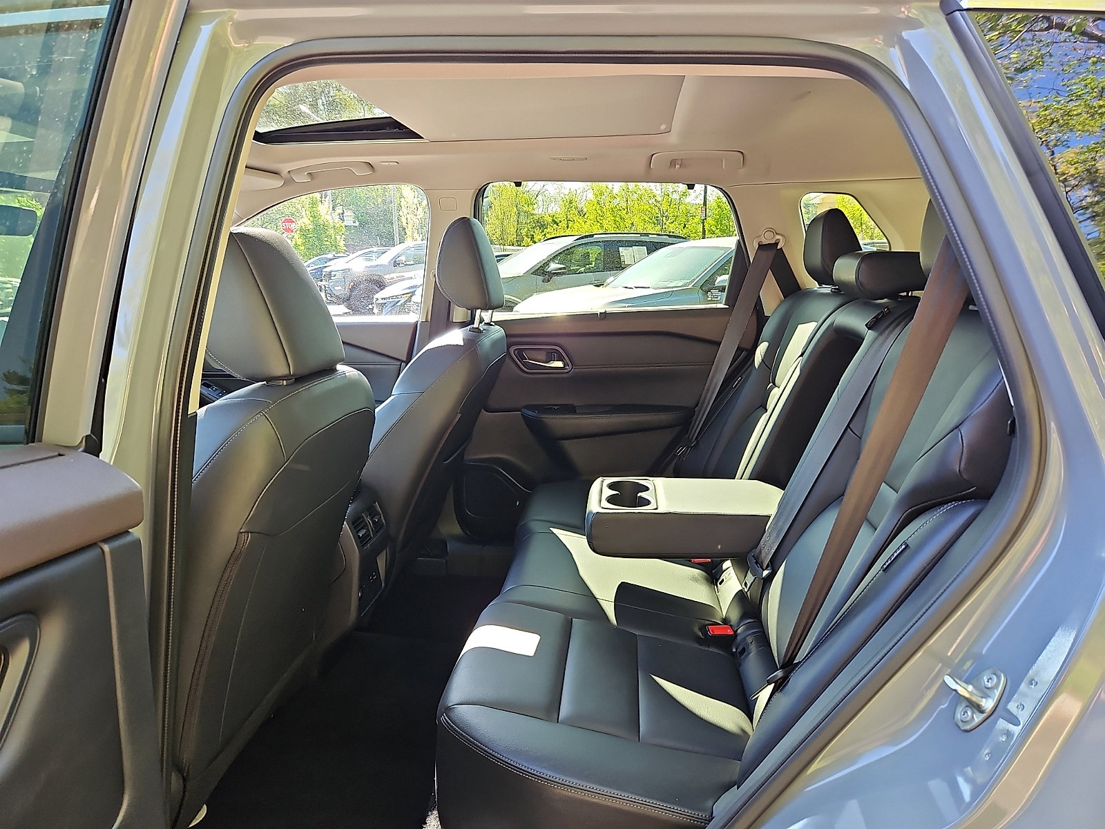 Certified 2023 Nissan Rogue SL w/ SL Premium Package AWD/4WD image 10