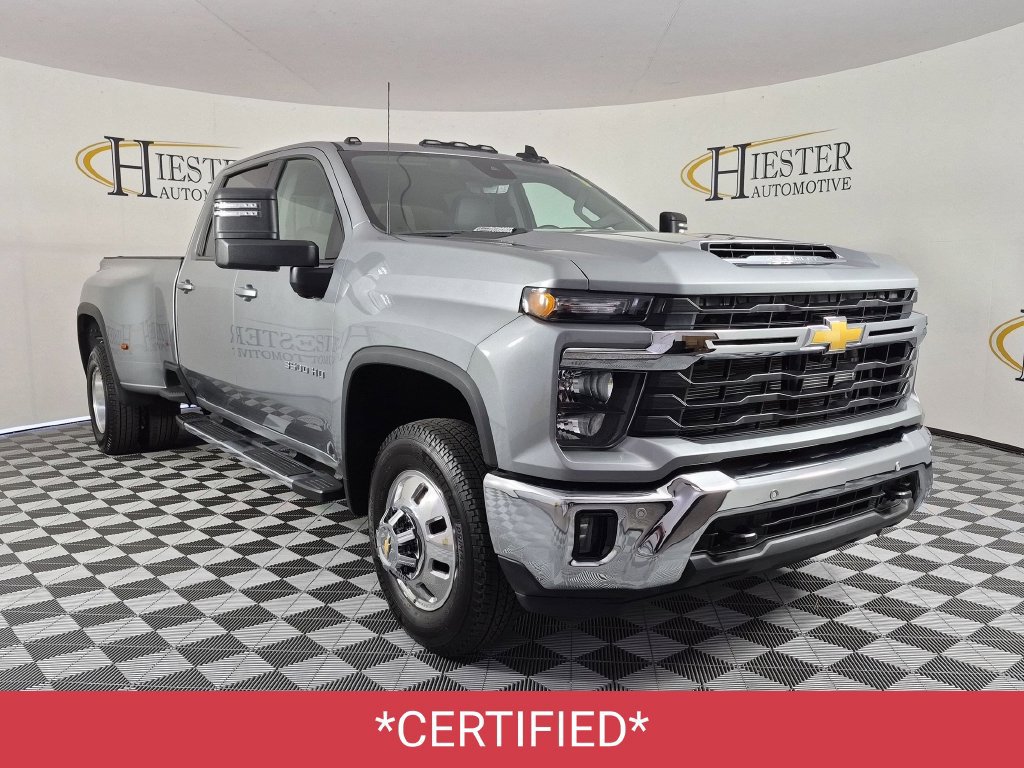 Certified 2026 Chevrolet Silverado 3500 LT w/ All Star Edition AWD/4WD image 2