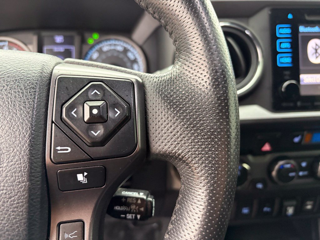Used 2019 Toyota Tacoma TRD Sport w/ TRD Premium Sport Package AWD/4WD image 26
