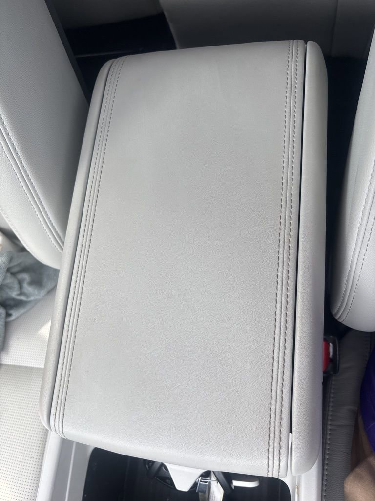 Used 2024 Hyundai Santa Fe Limited image 31