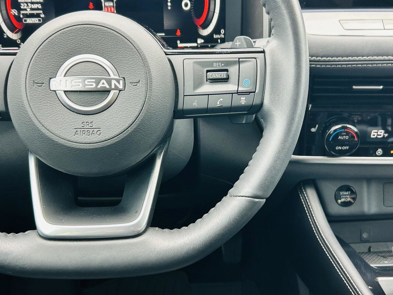 Used 2024 Nissan Rogue Platinum image 20