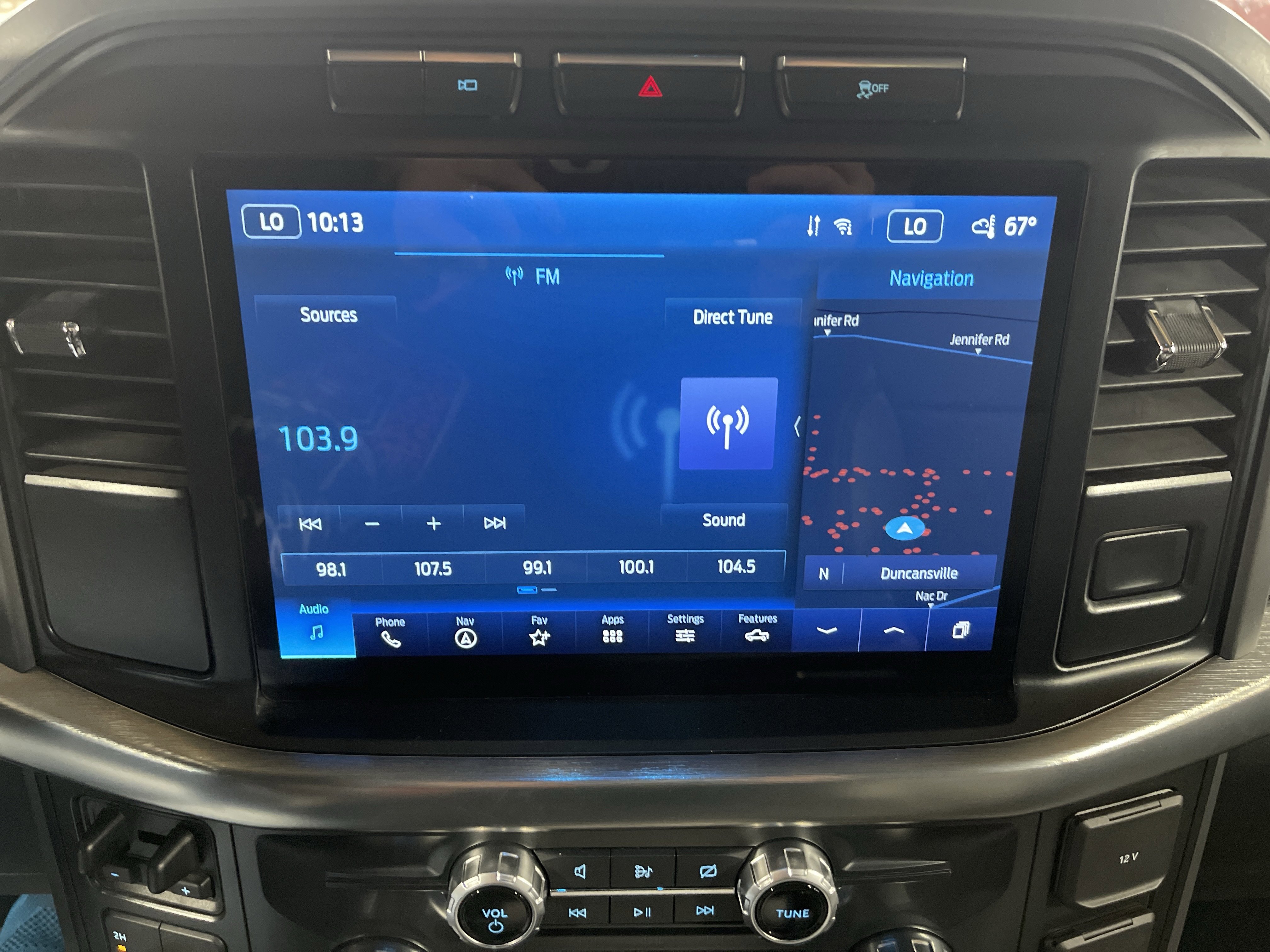 Used 2022 Ford F150 Lariat w/ Equipment Group 501A Mid image 23