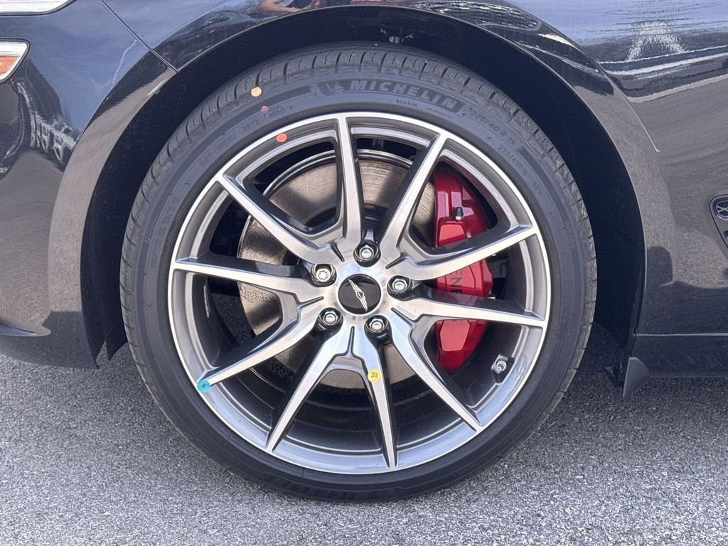 New 2025 Genesis G70 2.5T image 9