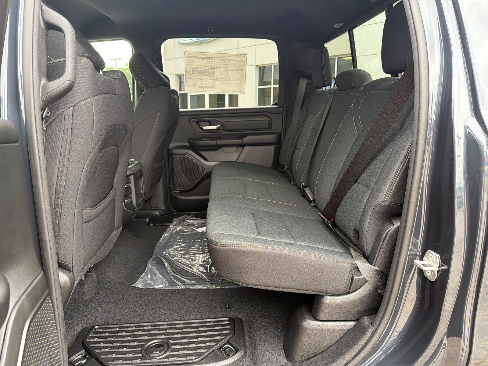 New 2026 RAM 1500 Express AWD/4WD image 17