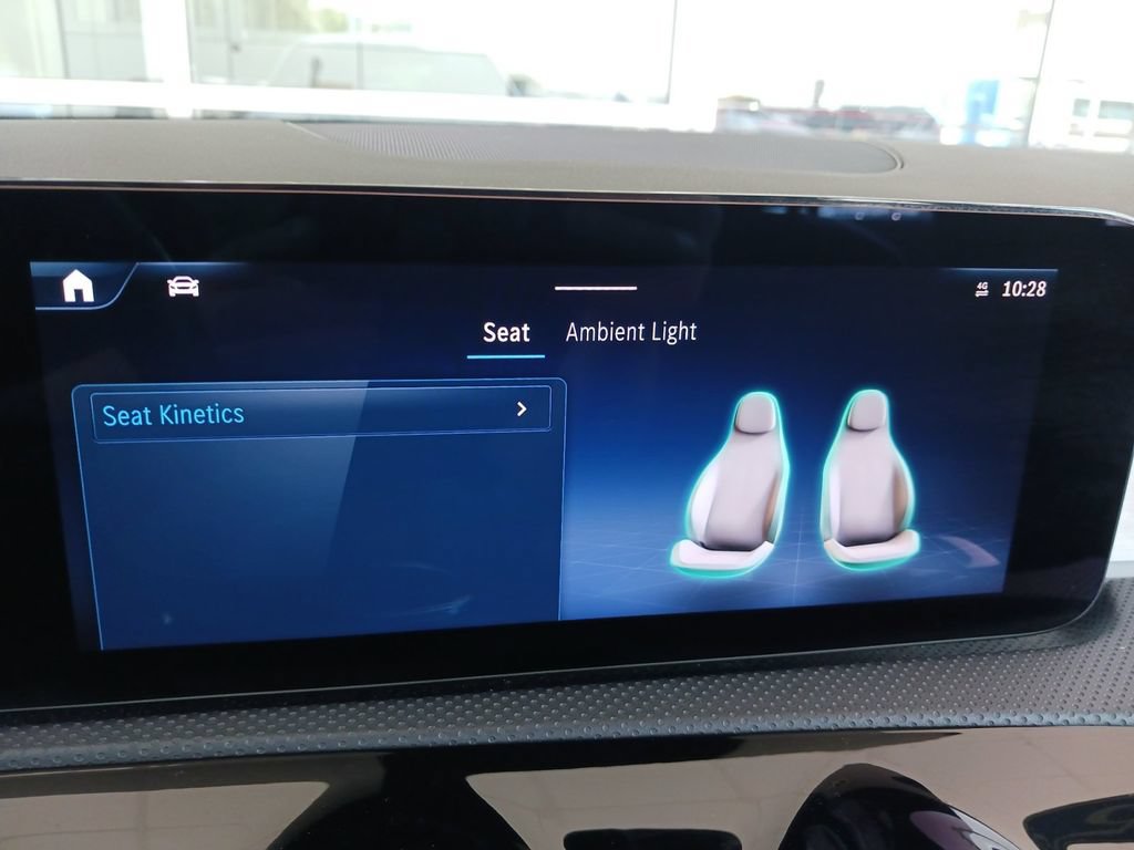 Used 2025 Mercedes-Benz CLA 250 image 25