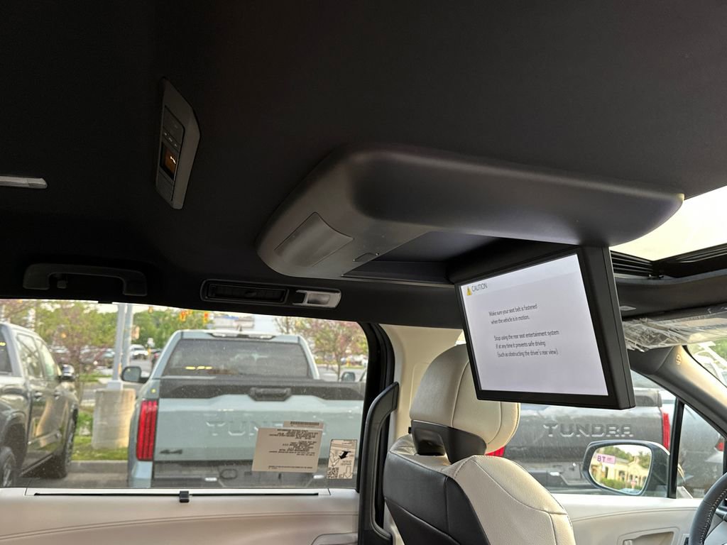 New 2026 Toyota Sienna Platinum image 16