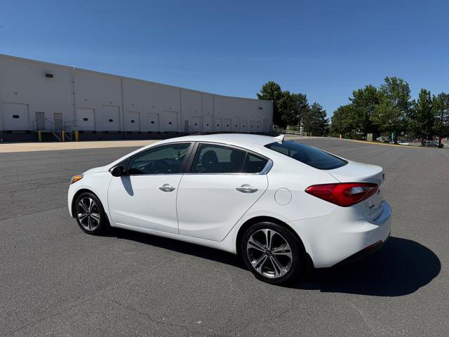 Used 2014 Kia Forte EX w/ Premium Package FWD image 3