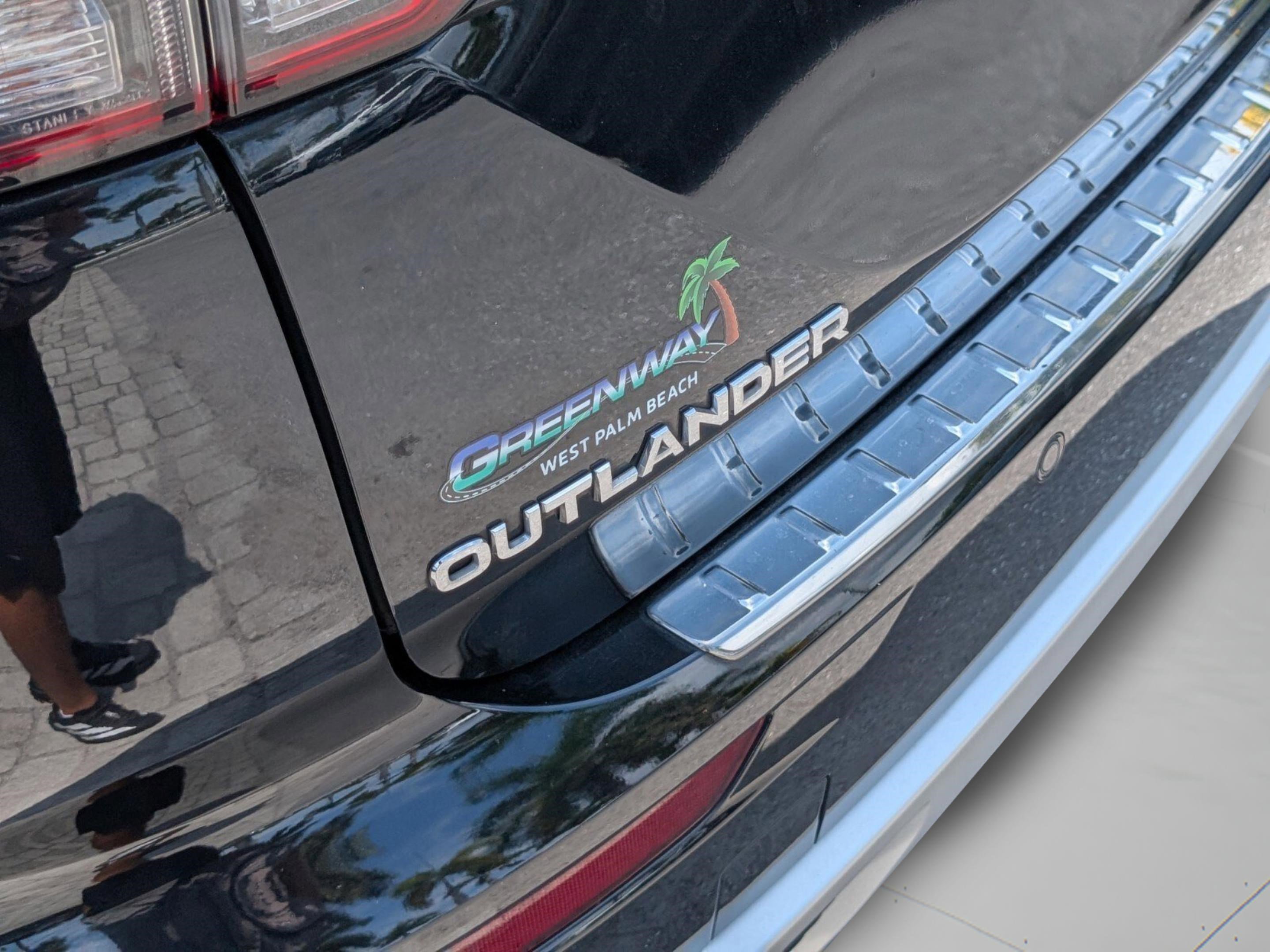 Used 2022 Mitsubishi Outlander SE AWD/4WD image 19