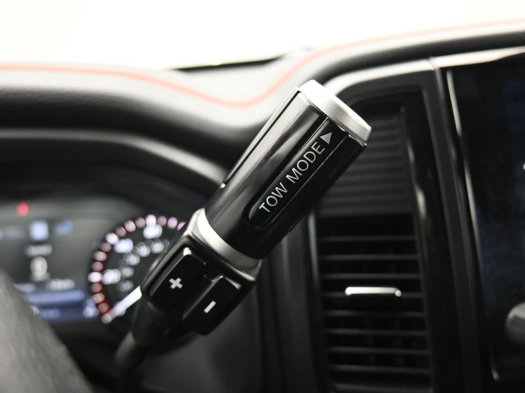 Used 2021 Nissan Titan PRO-4X w/ Off Road Protection Package image 22