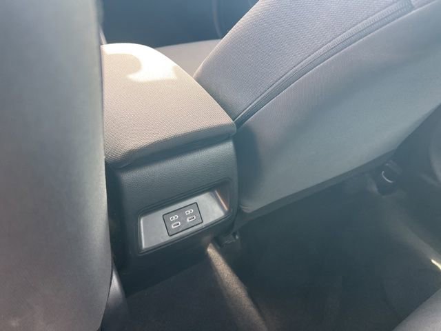Used 2024 Toyota Corolla LE FWD image 17