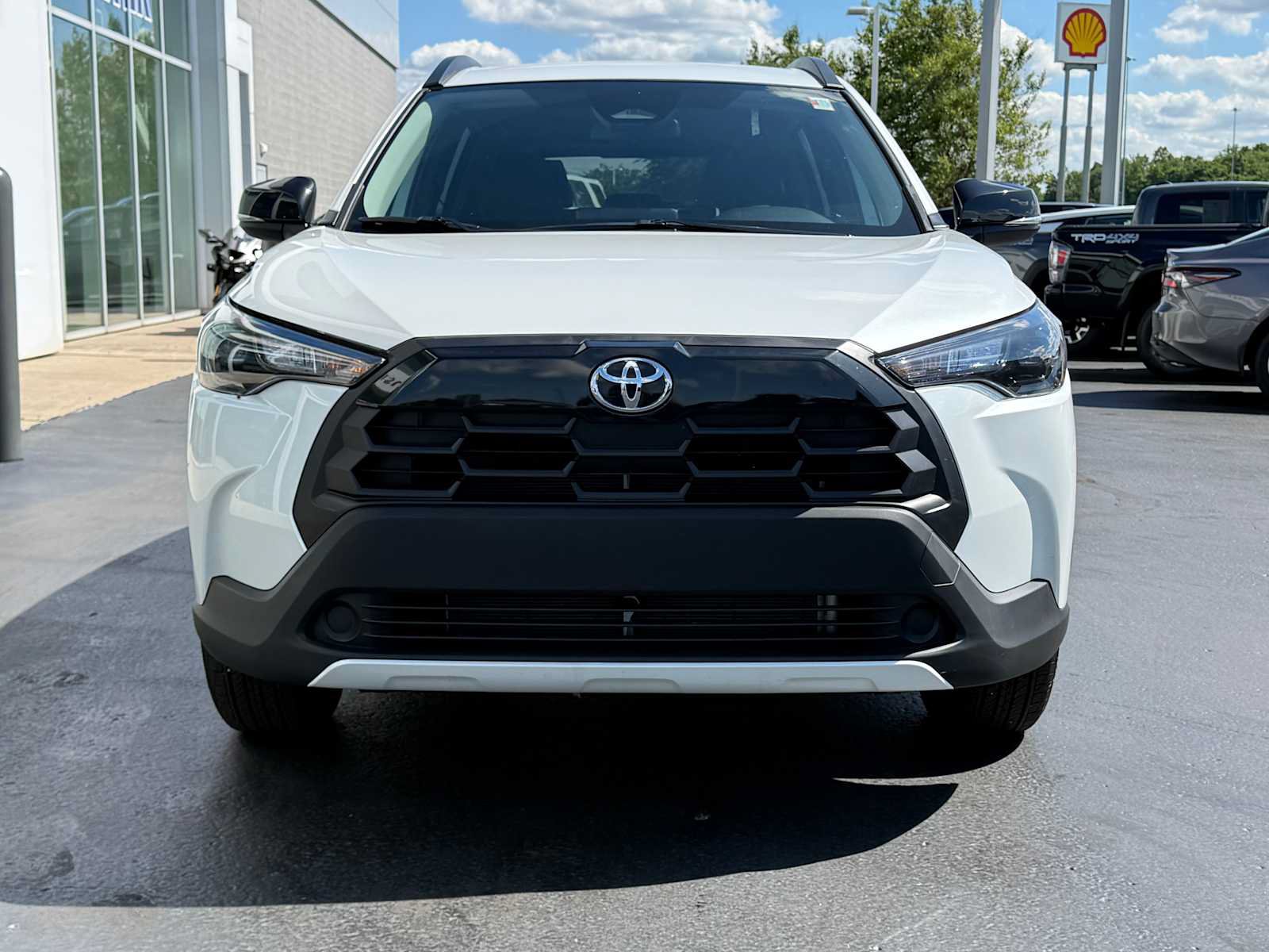 Certified 2026 Toyota Corolla Cross LE AWD/4WD image 2