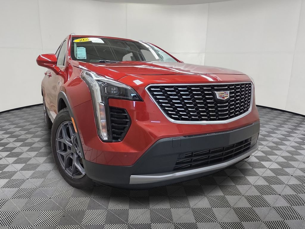 Used 2020 Cadillac XT4 Premium Luxury AWD/4WD image 2