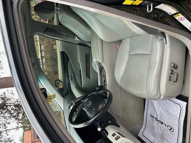 Used 2011 Lexus LS 460 Base w/ Comfort Pkg image 6