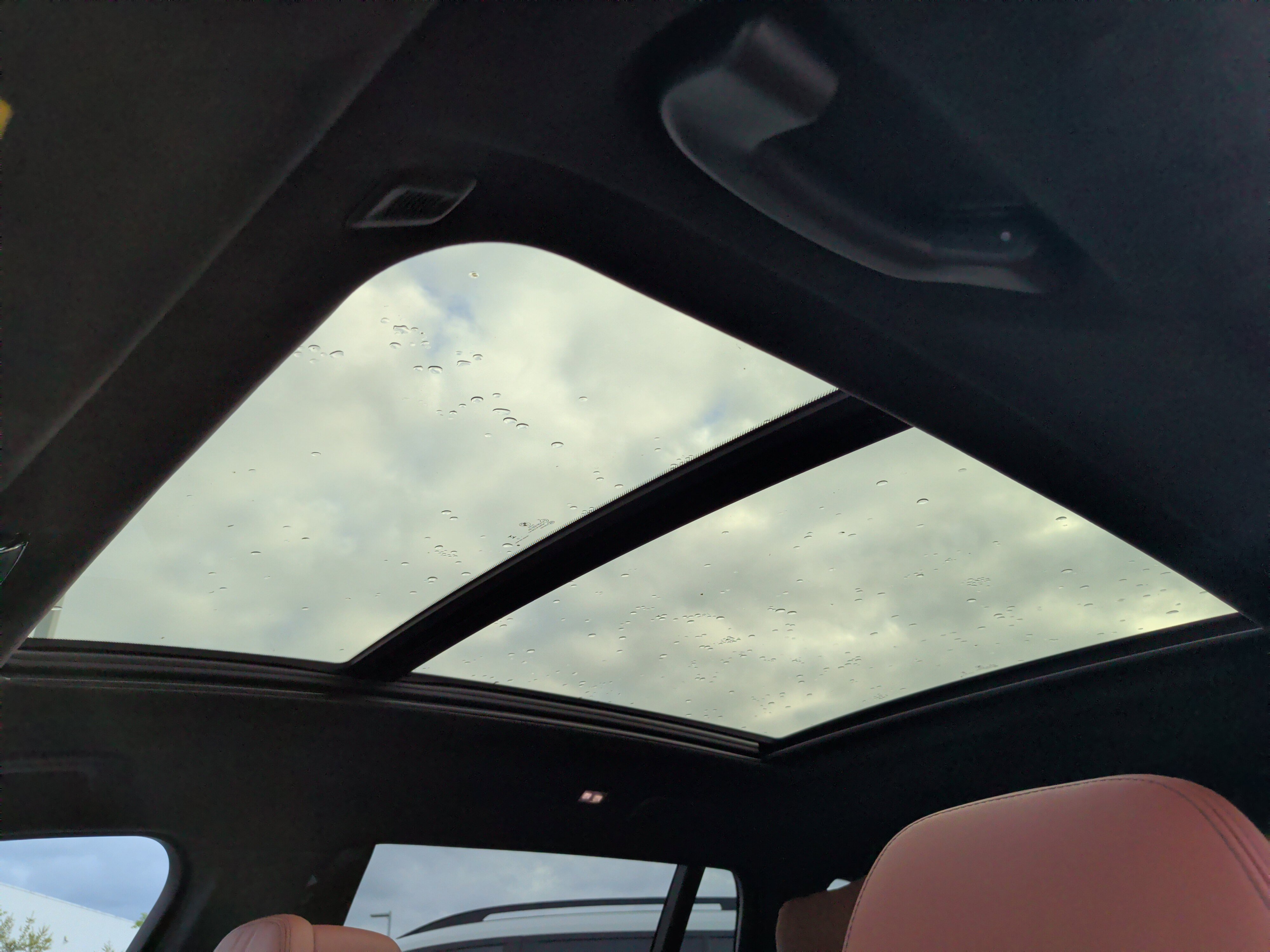 Certified 2024 BMW X7 xDrive40i w/ M Sport Package image 31