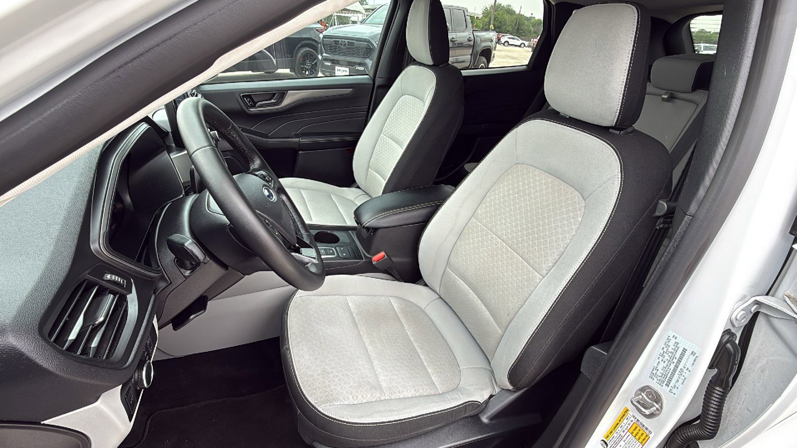 Used 2024 Ford Escape Active FWD image 13