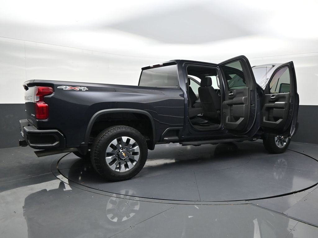 Used 2024 Chevrolet Silverado 2500 Custom w/ Custom Value Package AWD/4WD image 29