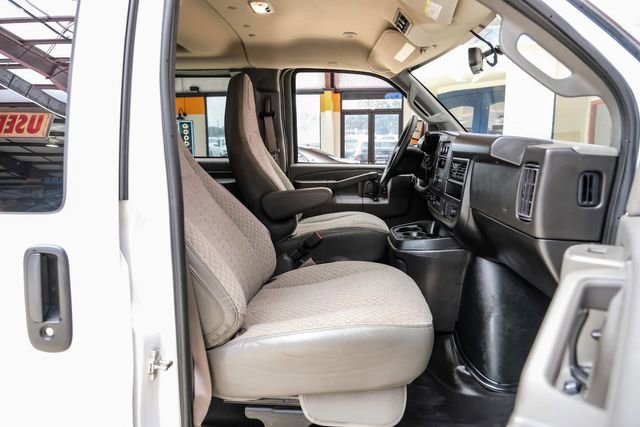 Used 2023 Chevrolet Express 3500 LS image 26