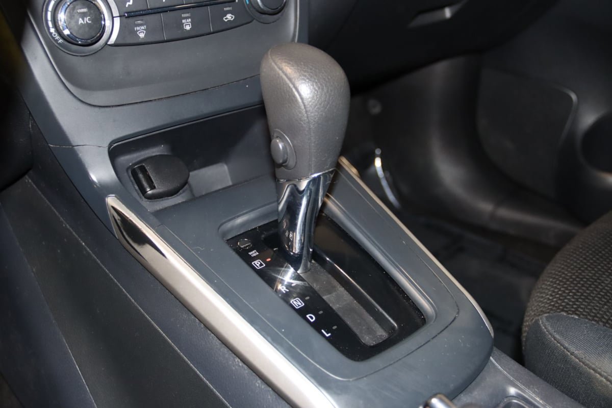 Used 2017 Nissan Sentra S FWD image 40