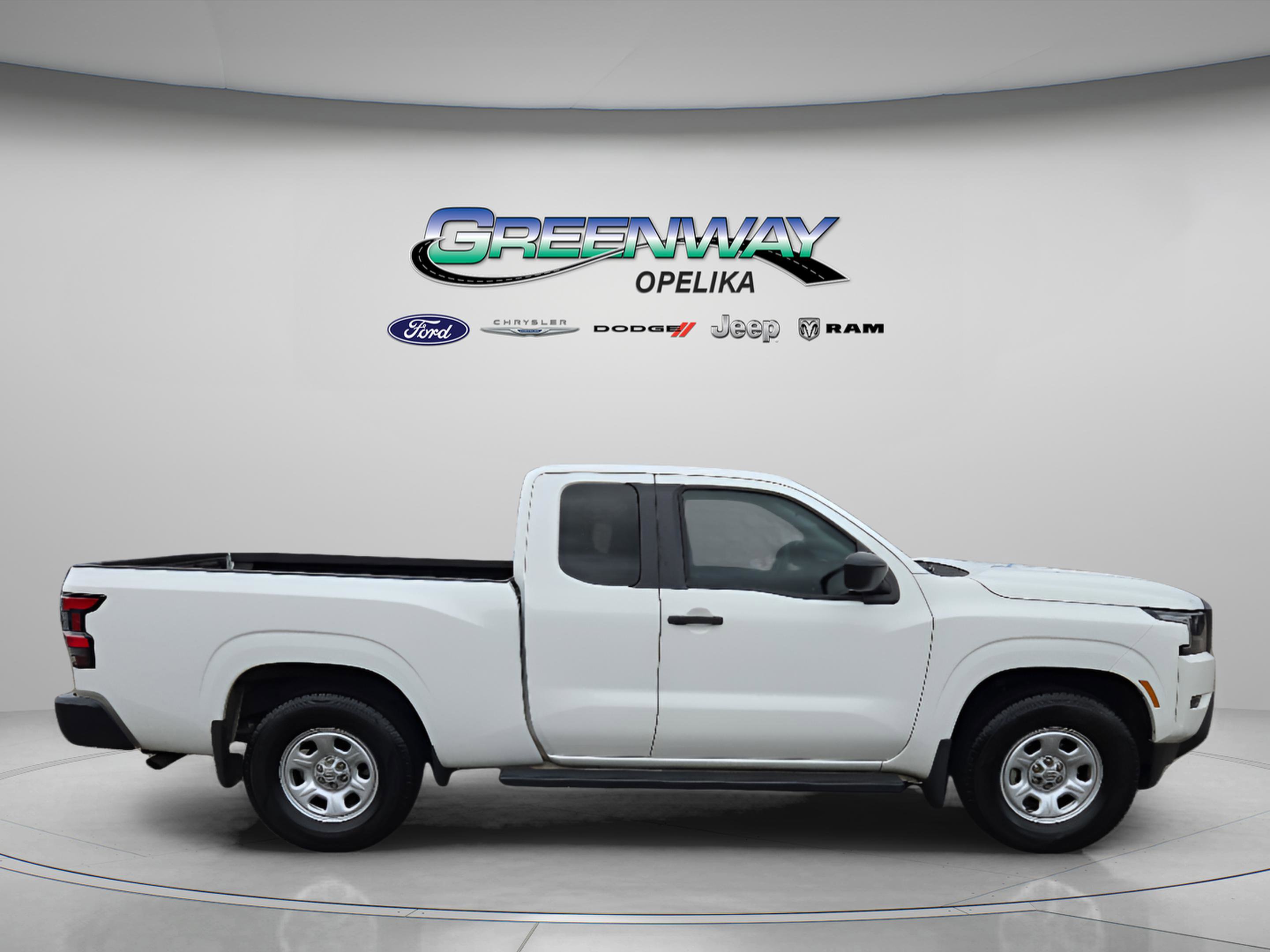 Used 2023 Nissan Frontier S image 8