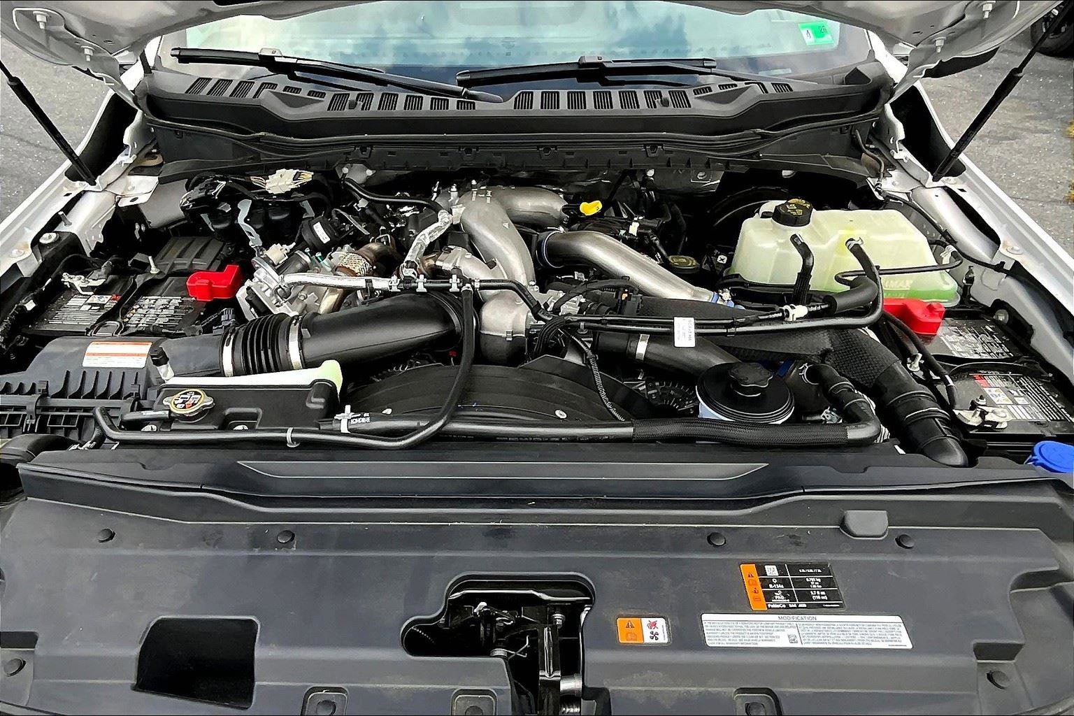 New 2025 Ford F350 XLT image 11