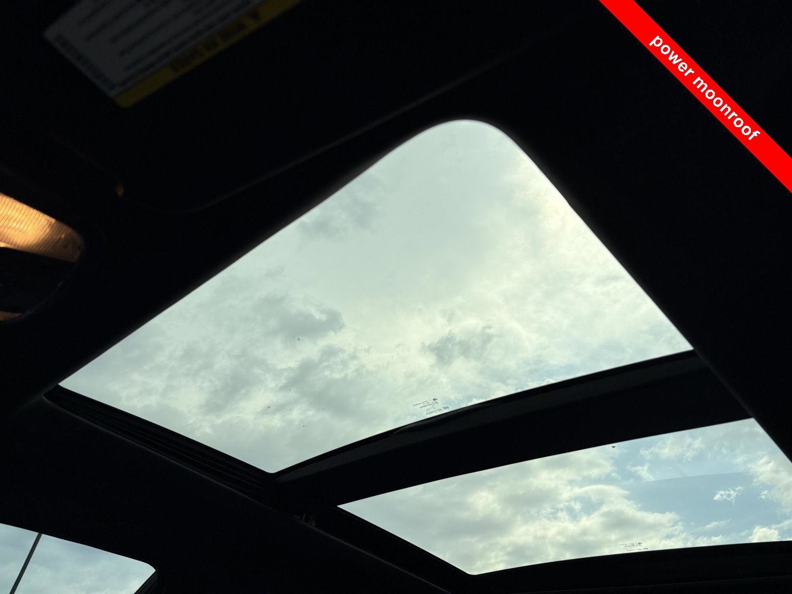 Used 2018 Chrysler 300 S w/ S Model Appearance Package image 5