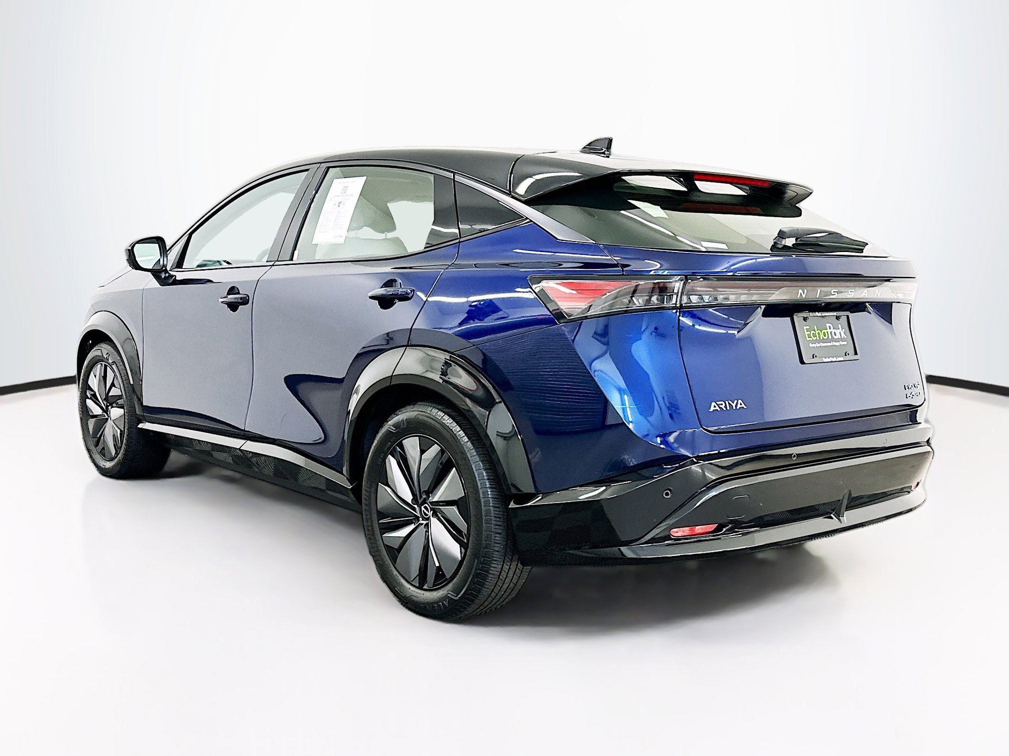 Used 2024 Nissan Ariya AWD image 5