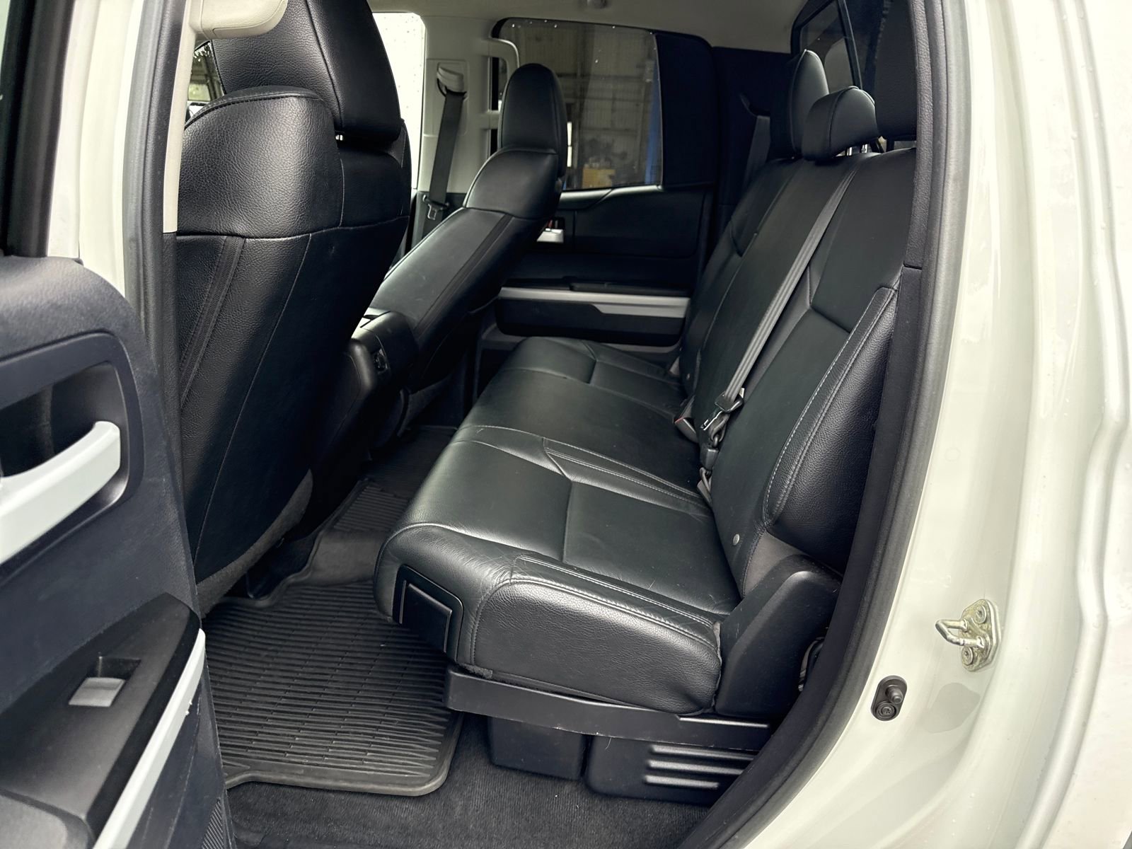 Used 2016 Toyota Tundra Limited w/ Limited Premium Package AWD/4WD image 25