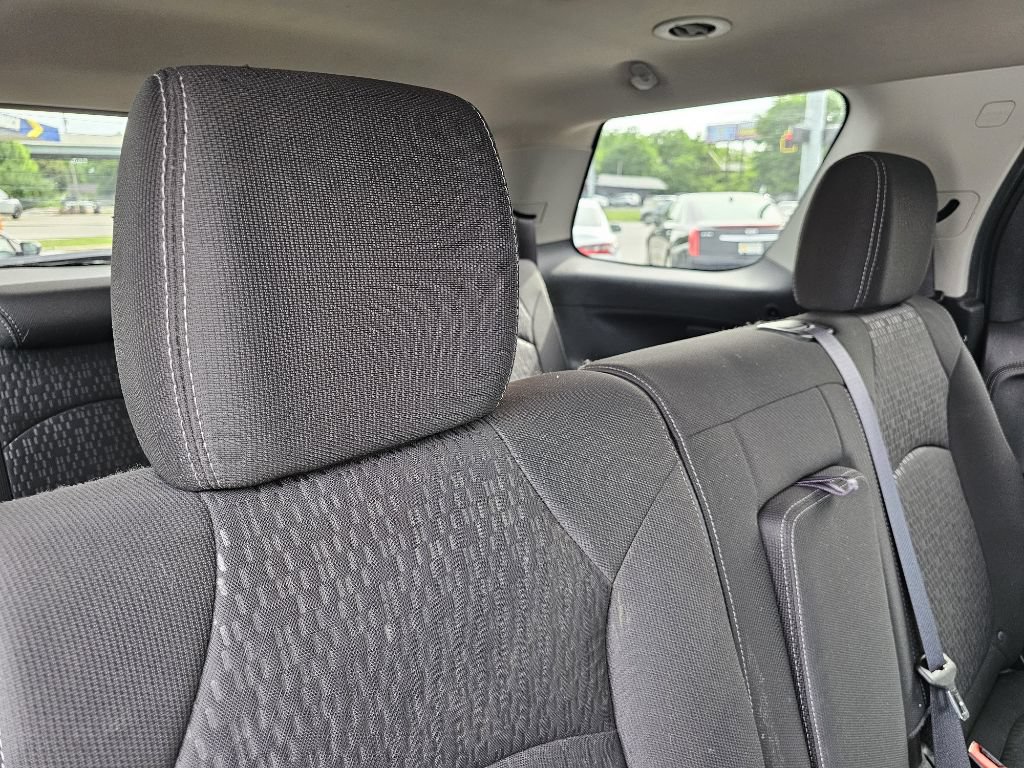 Used 2014 GMC Acadia SLE FWD image 42