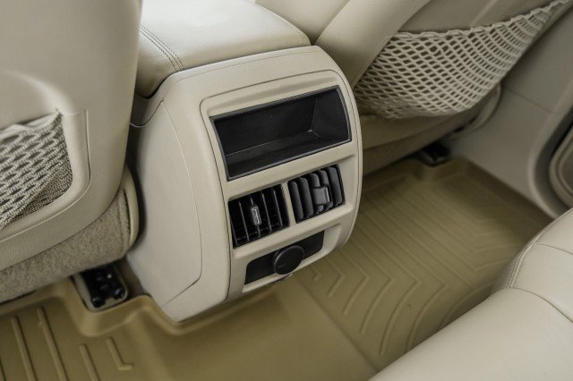 Used 2014 Cadillac SRX Luxury w/ Driver Awareness Package image 41