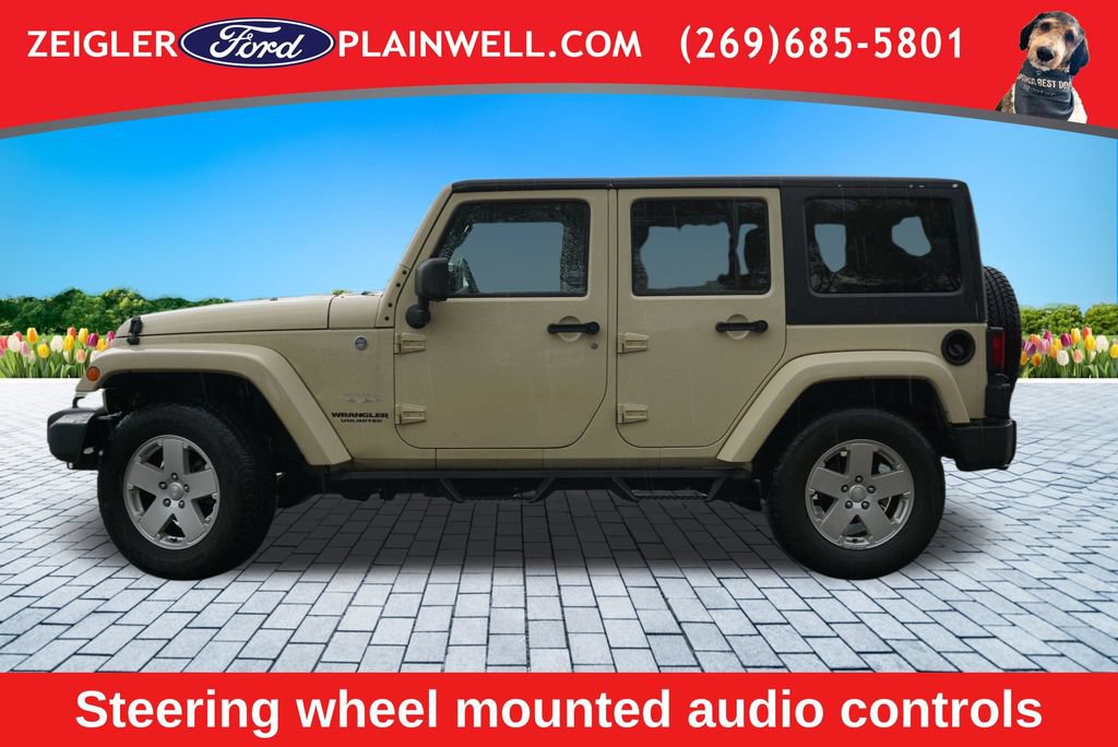 Used 2011 Jeep Wrangler Unlimited Sahara w/ Dual Top Group AWD/4WD image 2