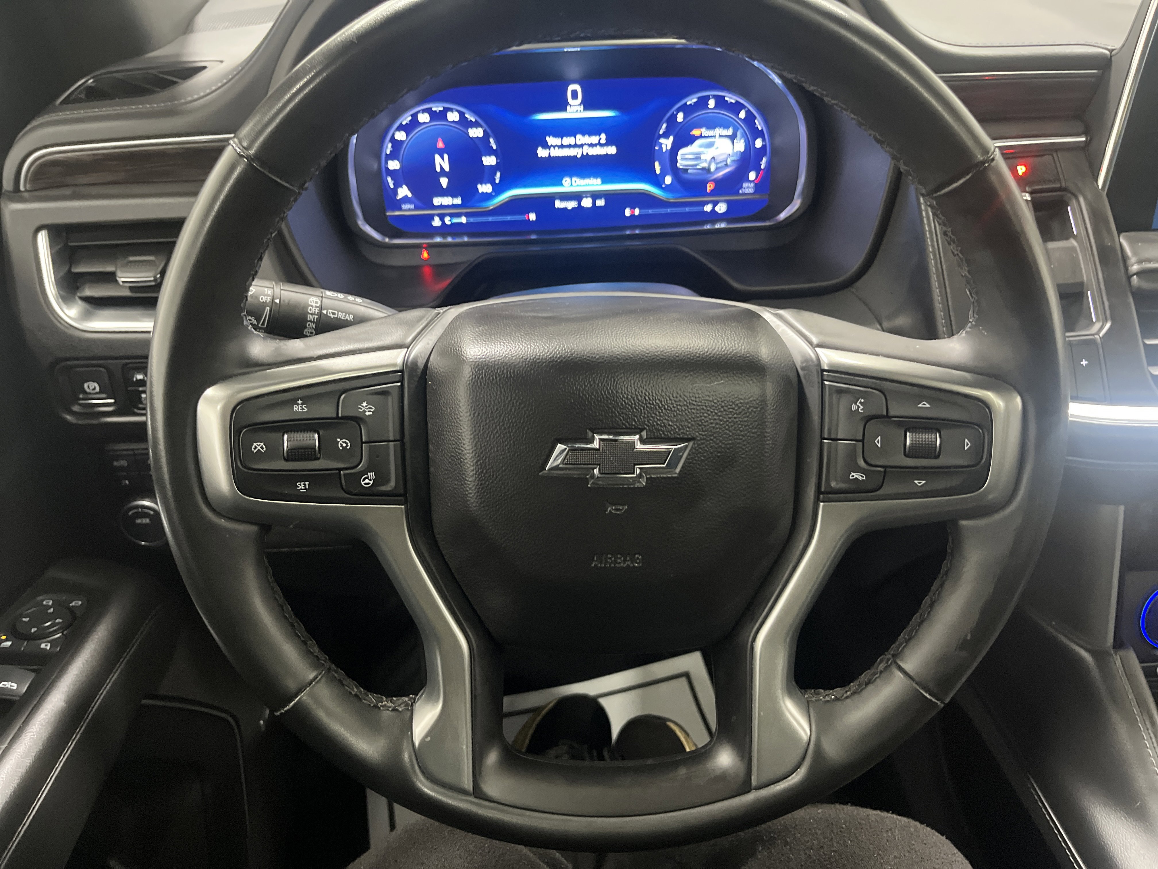 Used 2024 Chevrolet Suburban Z71 w/ Luxury Package image 30