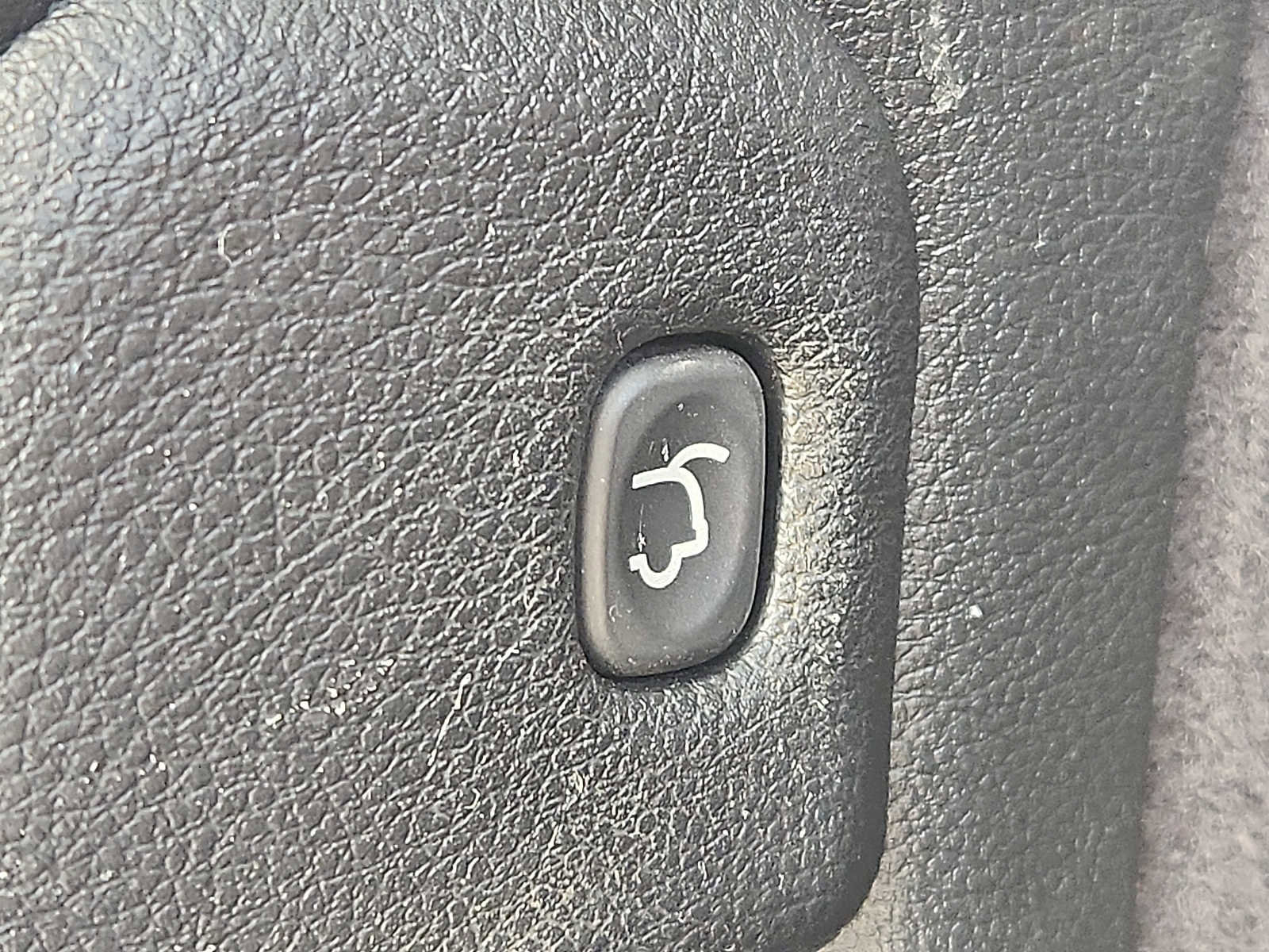 Used 2016 Dodge Durango Limited w/ Premium Group image 28