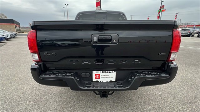 Certified 2022 Toyota Tacoma SR5 image 4