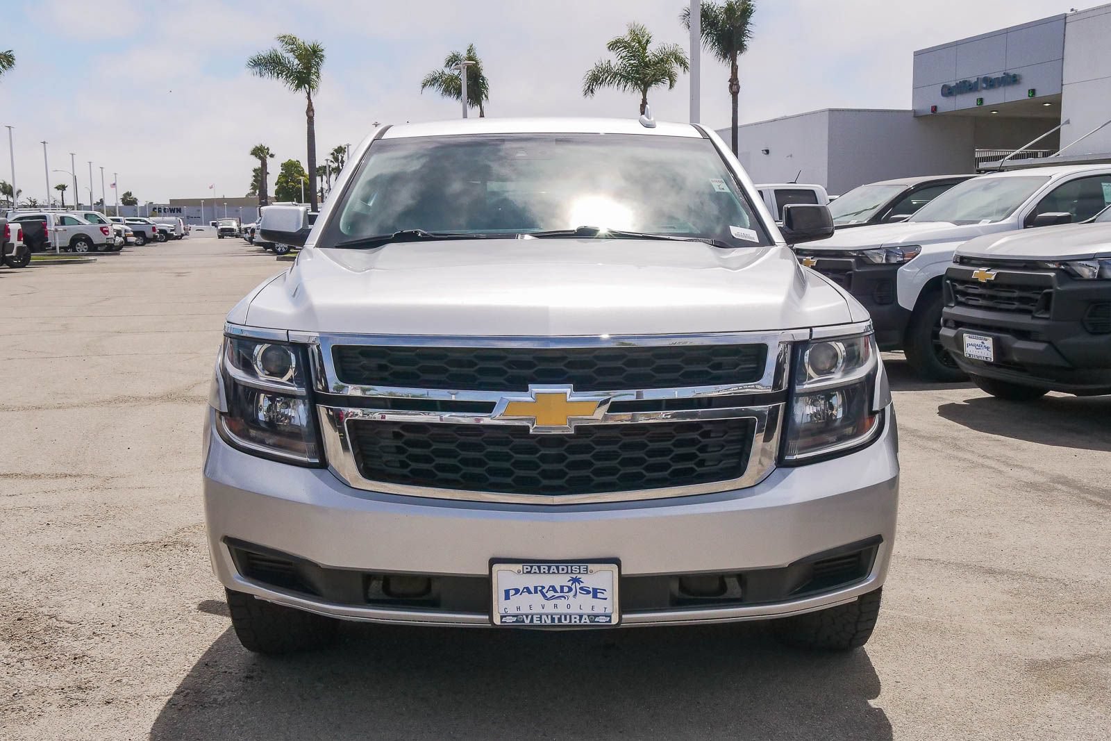Used 2019 Chevrolet Tahoe 4WD w/ Enhanced Driver Alert Package image 2
