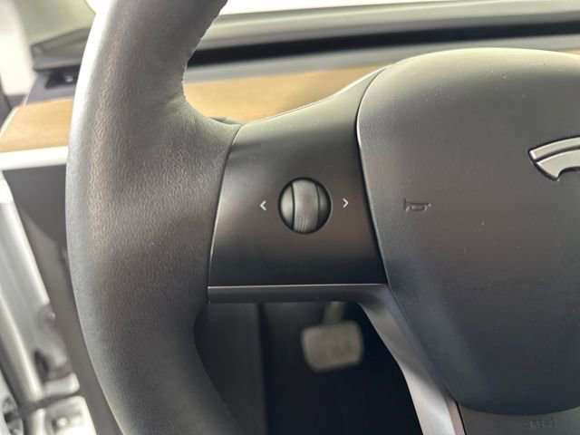 Used 2023 Tesla Model Y Long Range image 15