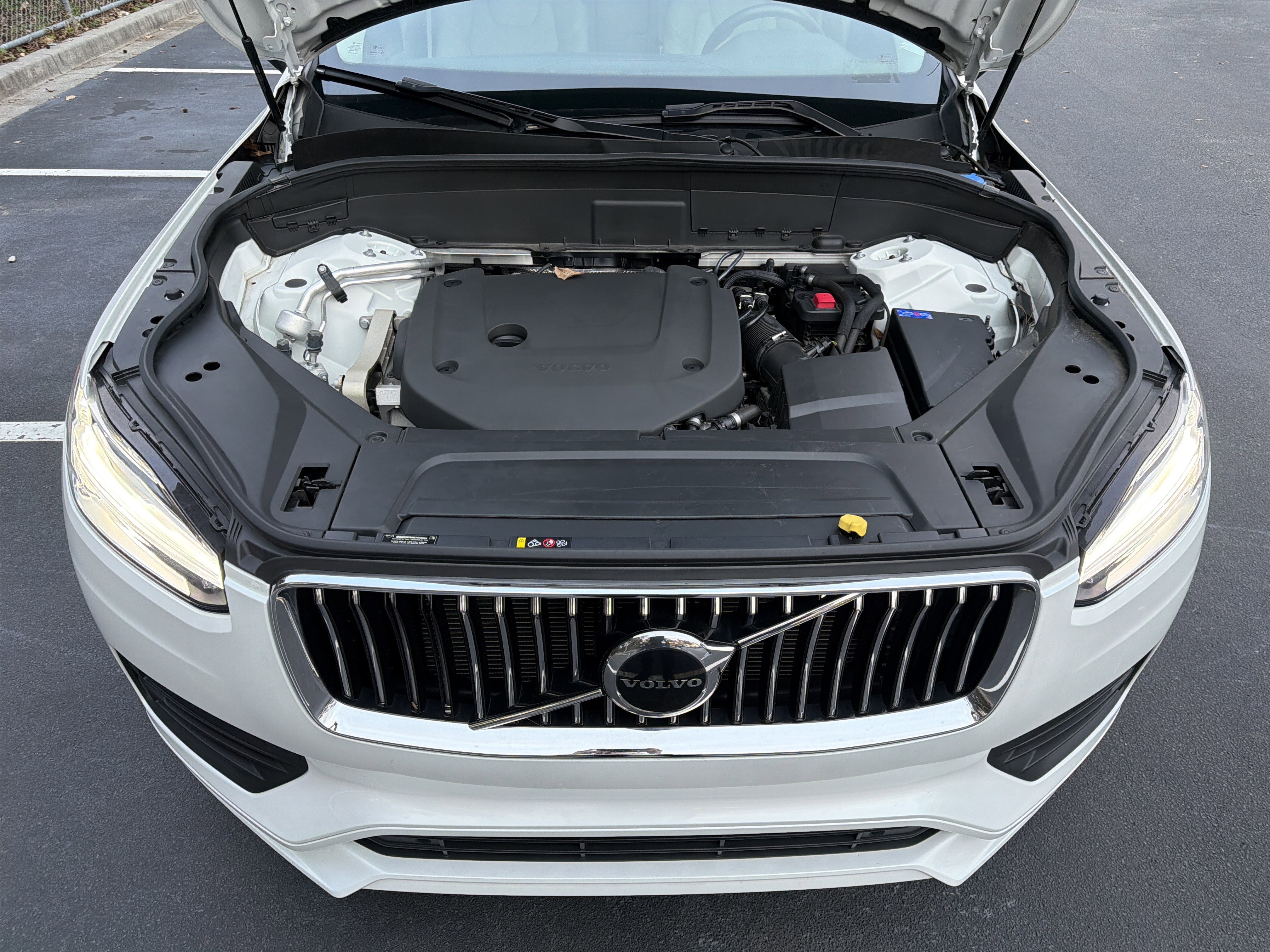 Certified 2023 Volvo XC90 B6 Core w/ Protection Package Premier image 36