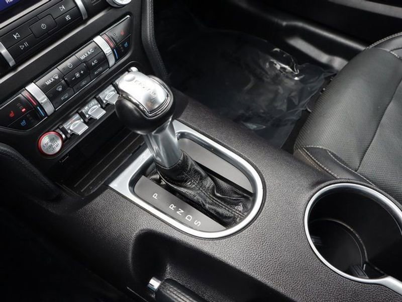 Used 2020 Ford Mustang Premium image 27