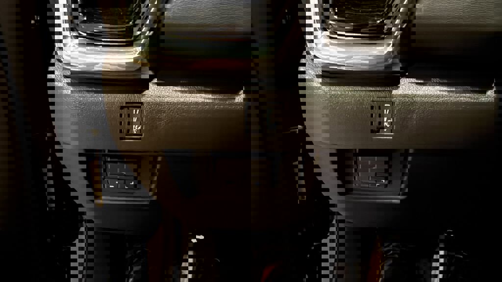 New 2026 GMC Canyon Elevation w/ Convenience Package image 30