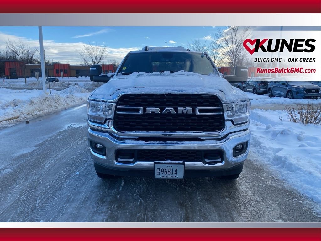 Used 2024 RAM 3500 Big Horn image 3