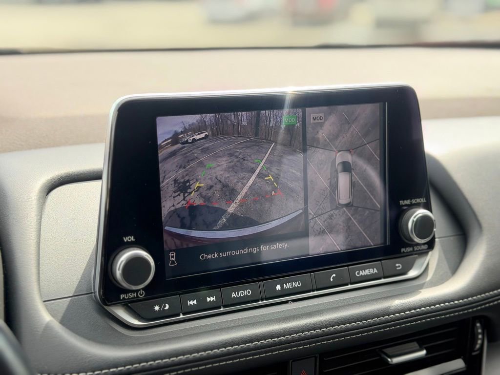 Used 2021 Nissan Rogue SV w/ Premium Package image 21