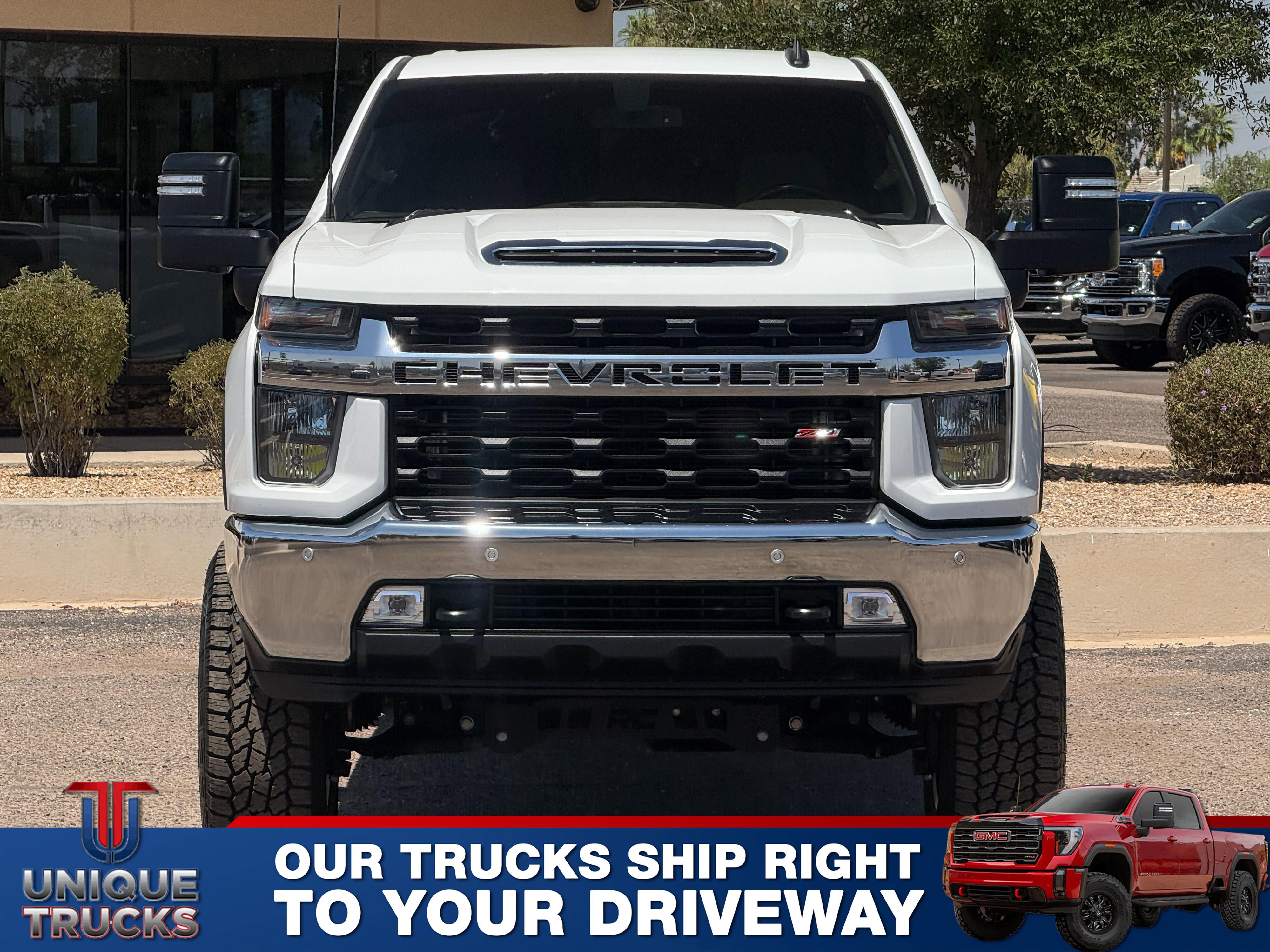 Used 2022 Chevrolet Silverado 2500 LT w/ All Star Edition AWD/4WD image 2