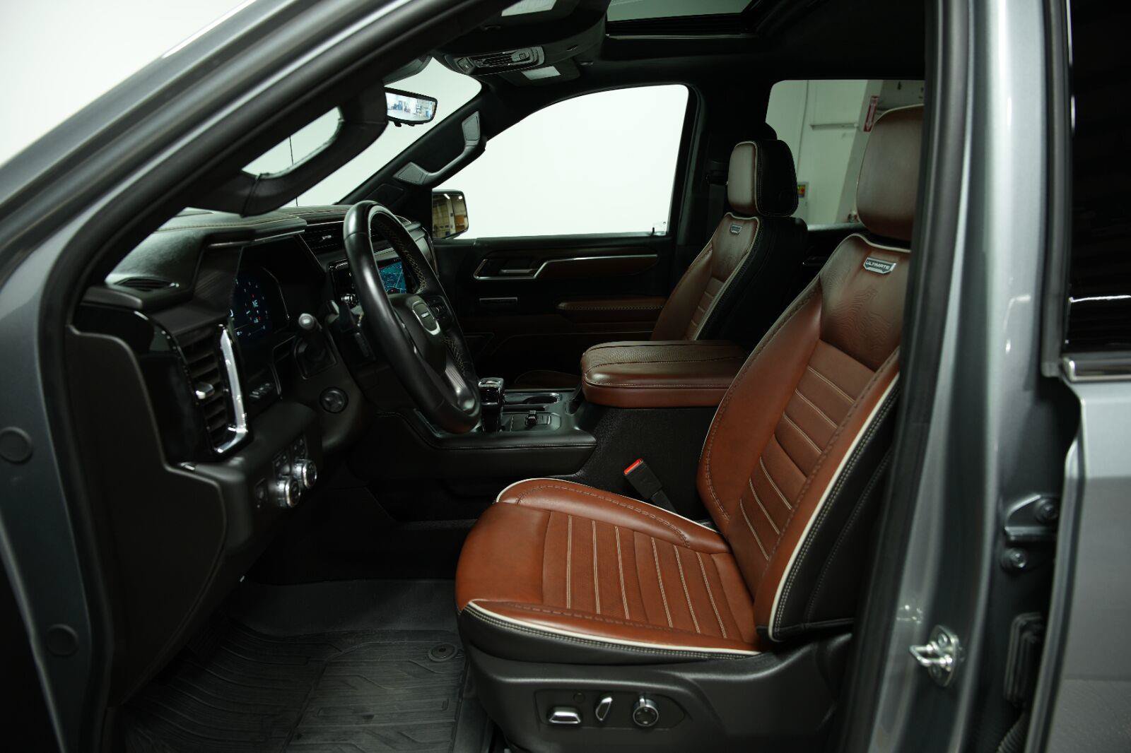 Certified 2025 GMC Sierra 1500 Denali Ultimate AWD/4WD image 45