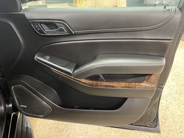 Used 2018 Chevrolet Suburban LT AWD/4WD image 32