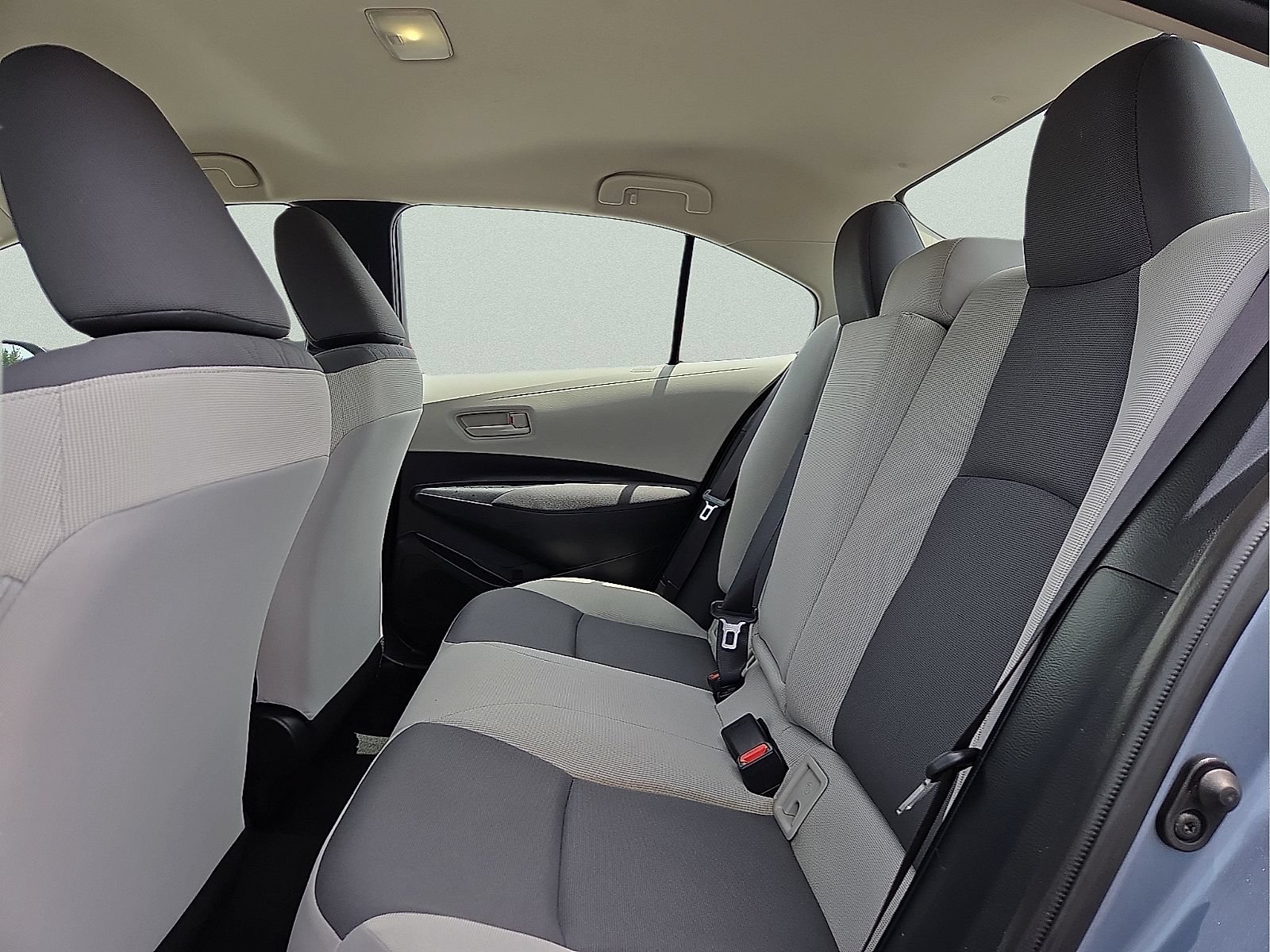 Used 2024 Toyota Corolla LE FWD image 10