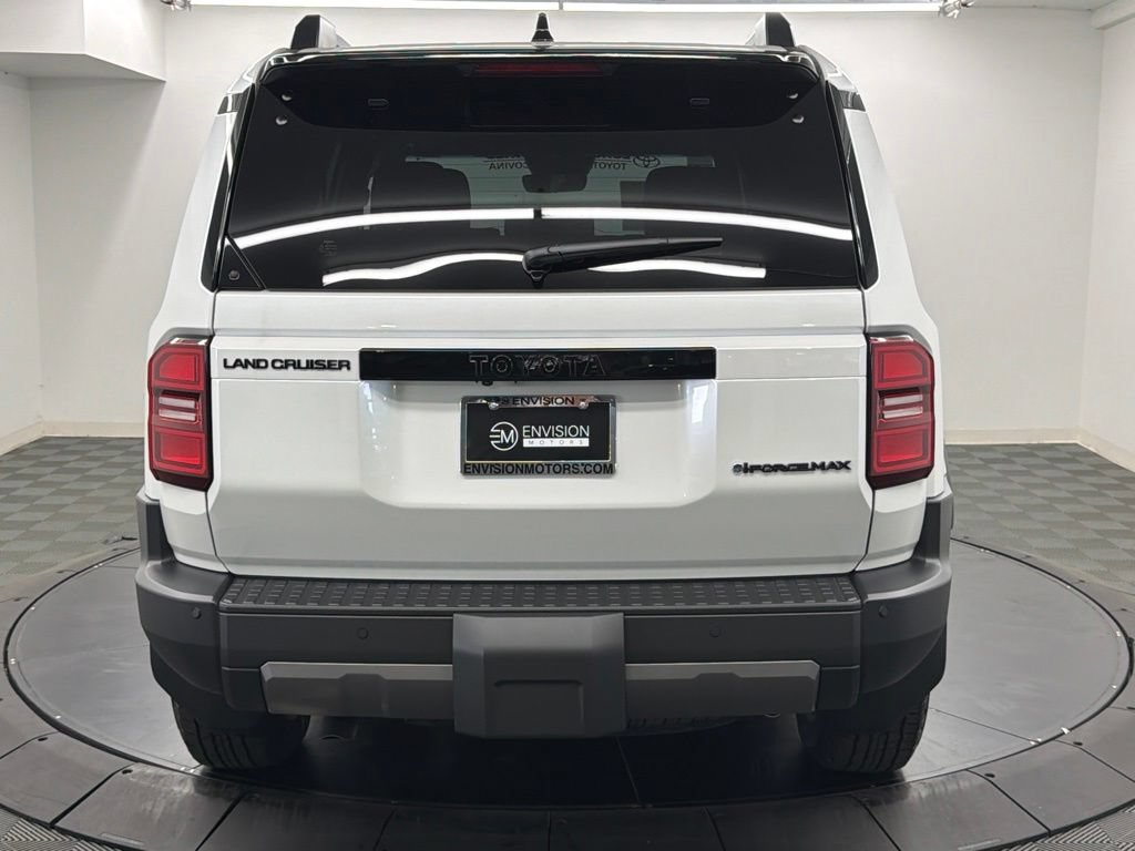 Used 2027 Toyota Land Cruiser AWD/4WD image 11