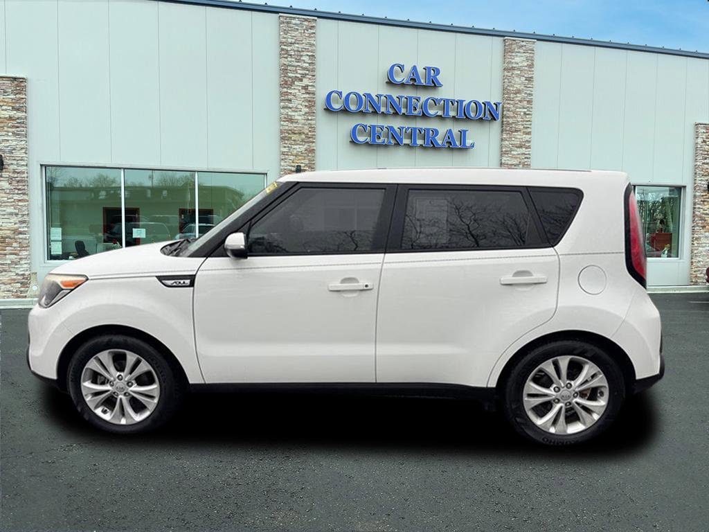 Used 2014 Kia Soul + w/ UVO w/Eservices Package FWD image 2