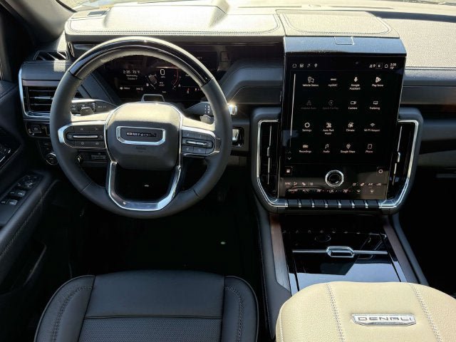 New 2026 GMC Yukon Denali w/ Denali Reserve Package AWD/4WD image 13